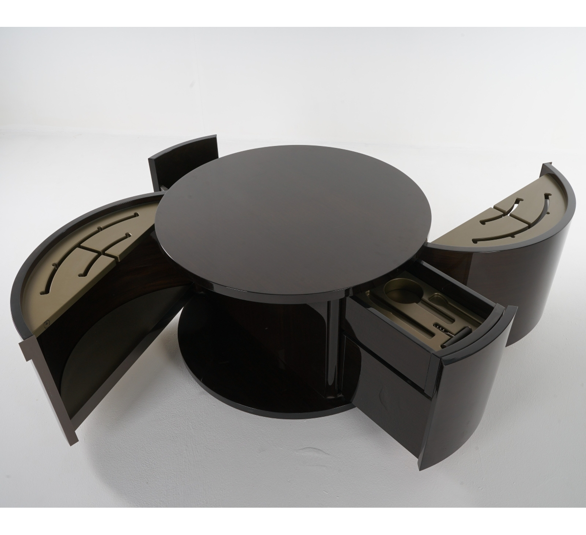 Бар CIRCLE Armani / Casa, стоимость 1 100 000 руб.  Фотография 3